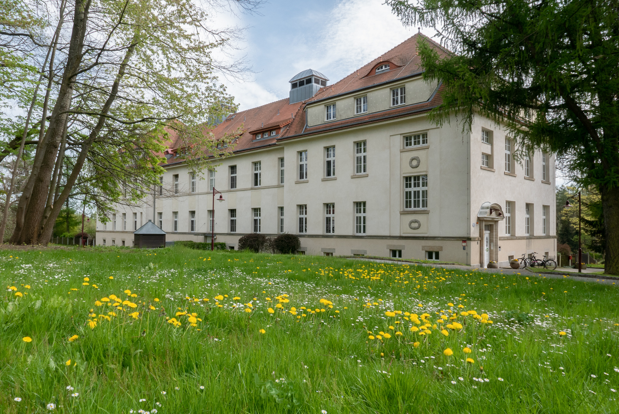 b7_fruhling_hak_p1120435_med